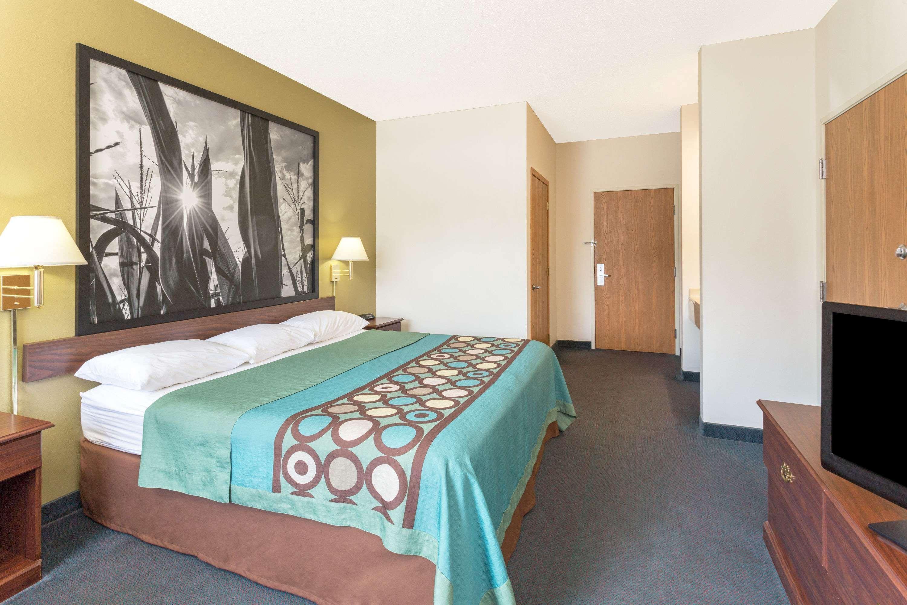 Super 8 By Wyndham Cresco Ia Hotel Eksteriør billede